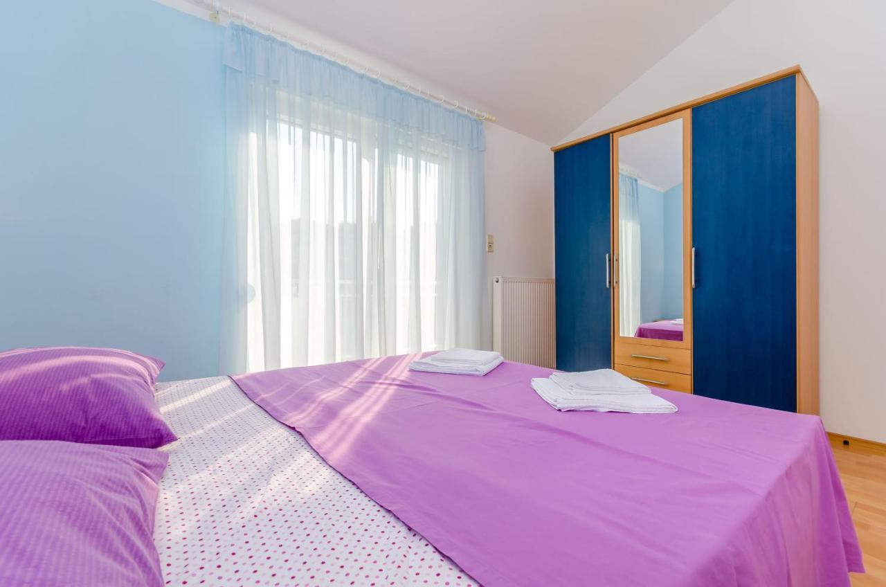 Apartments Maslina โตรกีร์ ภายนอก รูปภาพ