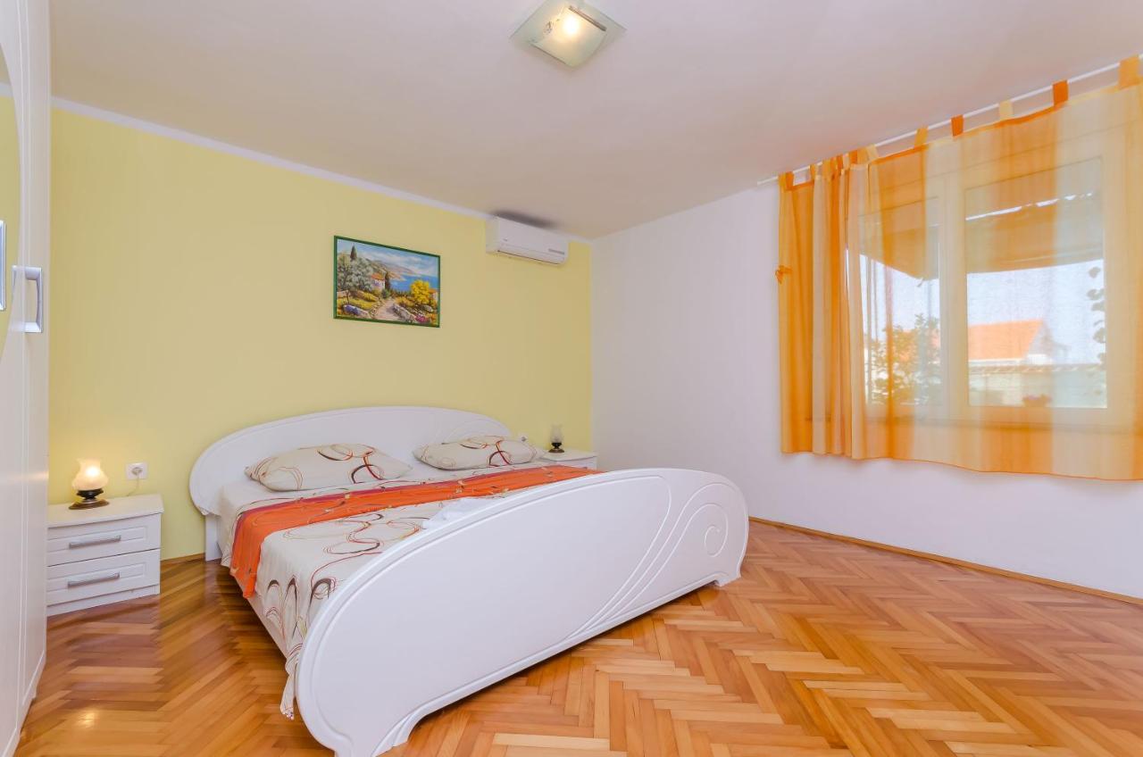 Apartments Maslina โตรกีร์ ภายนอก รูปภาพ