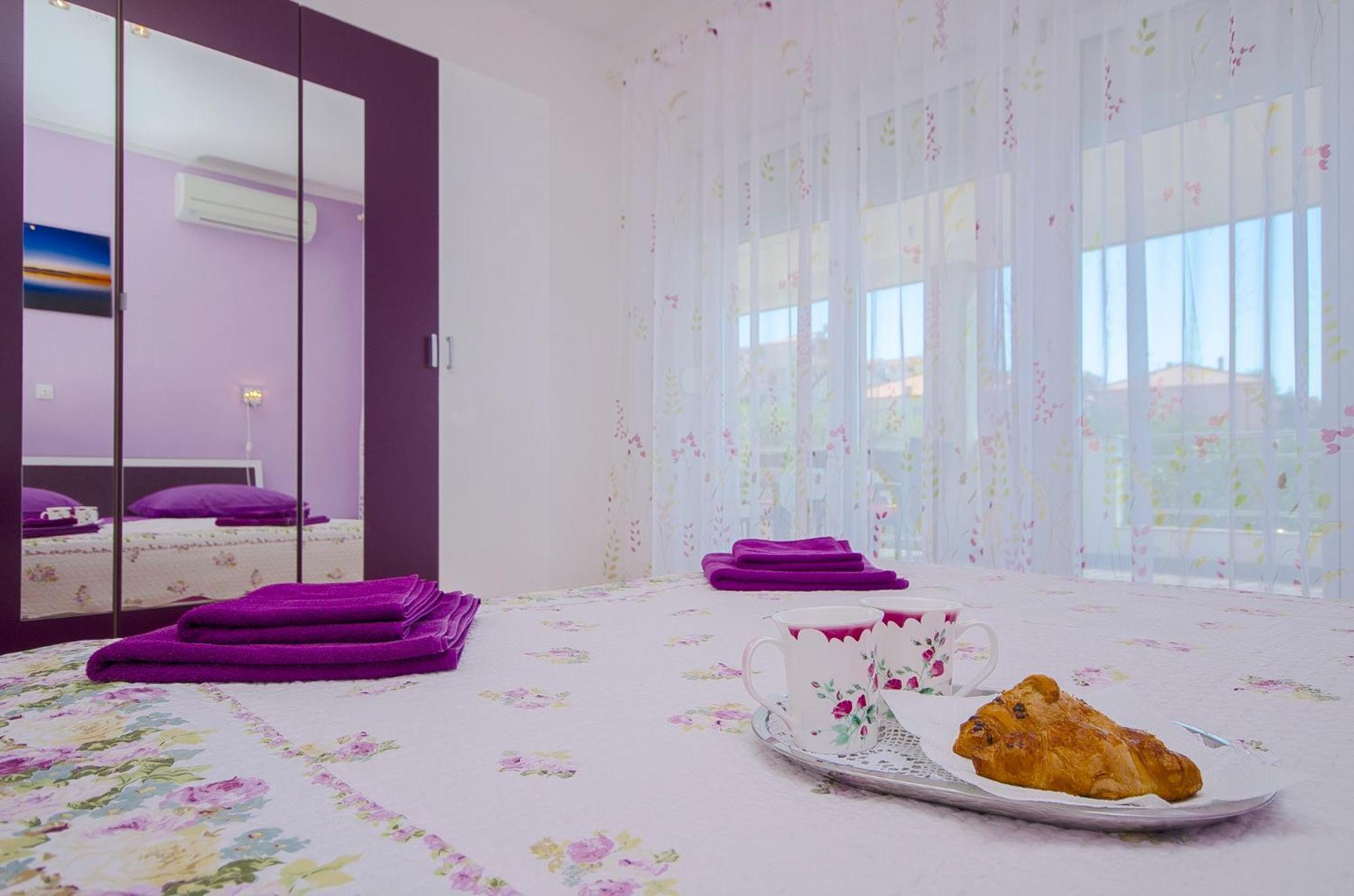 Apartments Maslina โตรกีร์ ภายนอก รูปภาพ