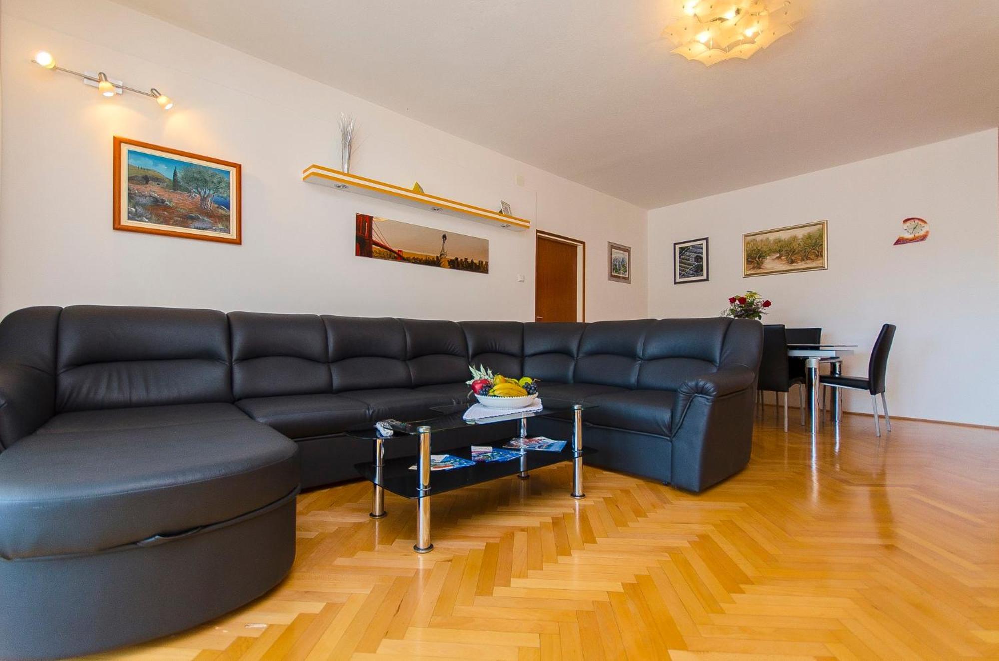 Apartments Maslina โตรกีร์ ภายนอก รูปภาพ