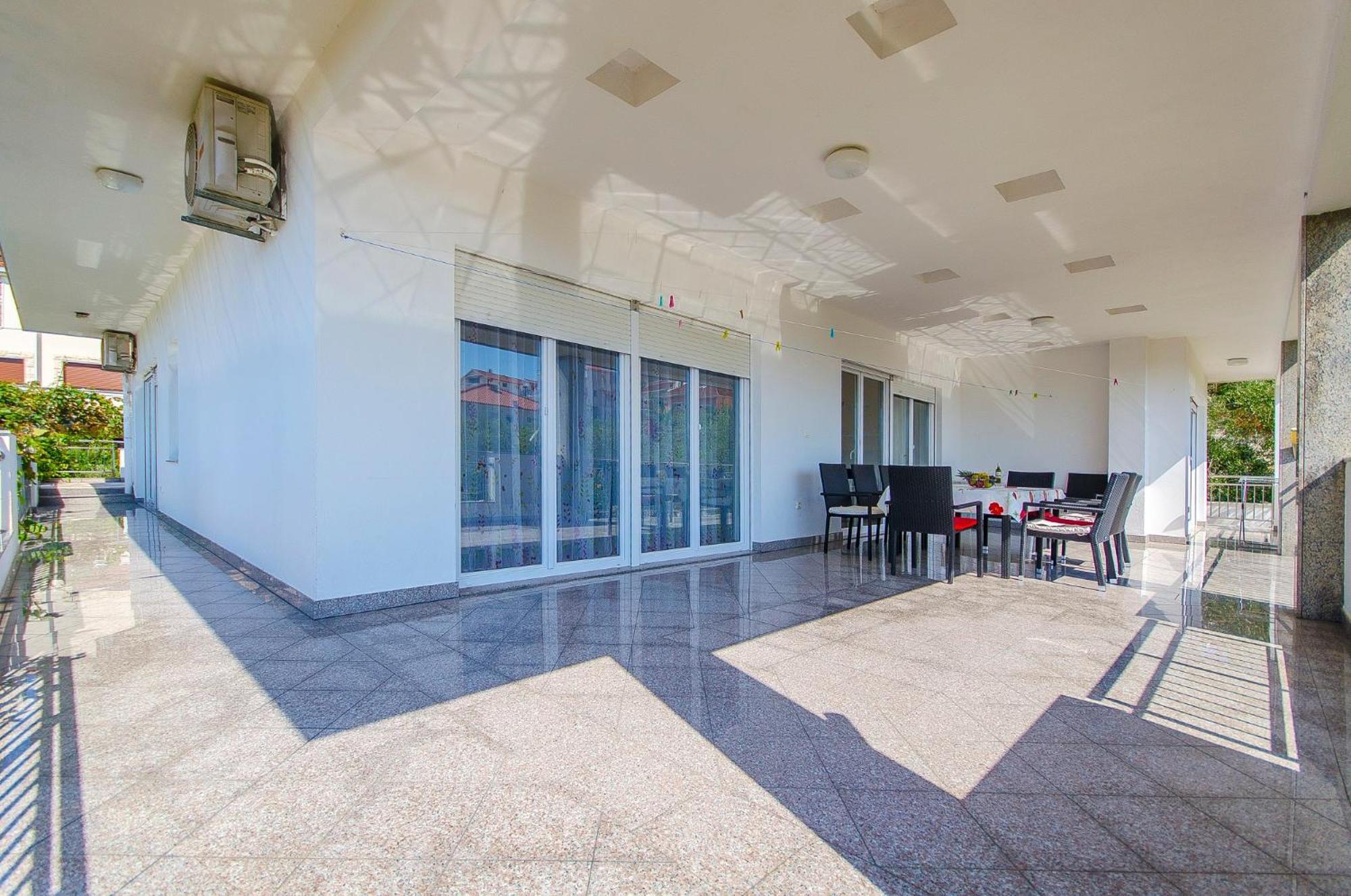 Apartments Maslina โตรกีร์ ภายนอก รูปภาพ